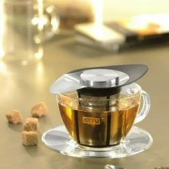 GEFU Teefilter Armonia -Le Creuset Shop 12900 Teesieb einsatz Ambiente2 GEFU5 l