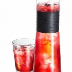 GEFU Karaffe CASCADA -Le Creuset Shop GEFU 35270 Wasserkaraffe Freisteller rot 2 bearbeitet l