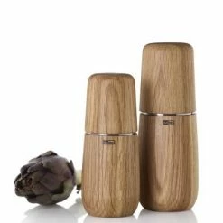 AdHoc Pfeffer- Oder Salzmühle Yono In Eiche 15 Cm / 6,2 Cm -Le Creuset Shop MP702 MP712 AdHoc Pfeffer Salzmuehle Yono 2 1