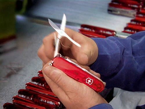 Victorinox Offiziersmesser Waiter Rot 8 Victorinox Offiziersmesser Waiter Rot – Bild 6