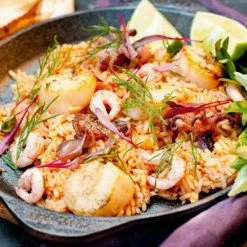 Skeppshult Mini Bratpfanne Mit Gusseisengriff -Le Creuset Shop j rnh lsa dirtyrice med curryleaves och skaldjur 8 l